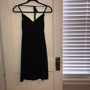 SUMMER SUNDRESS: Black Express Halter Dress